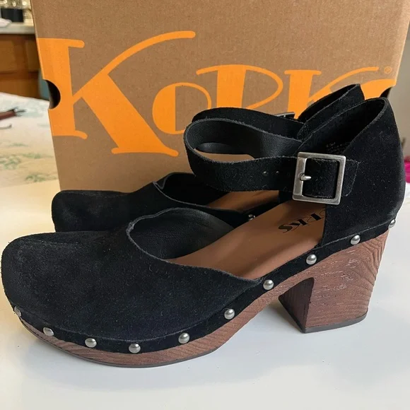 Kork-Ease Black Mules Comfortable Clogs - Picture 2 of 8
